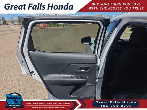 Used 2026 Nissan Kicks SV w/ Cold Weather Package AWD/4WD image 13