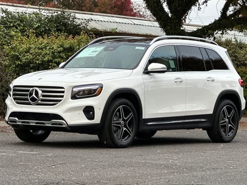 New 2026 Mercedes-Benz GLB 250 image 7