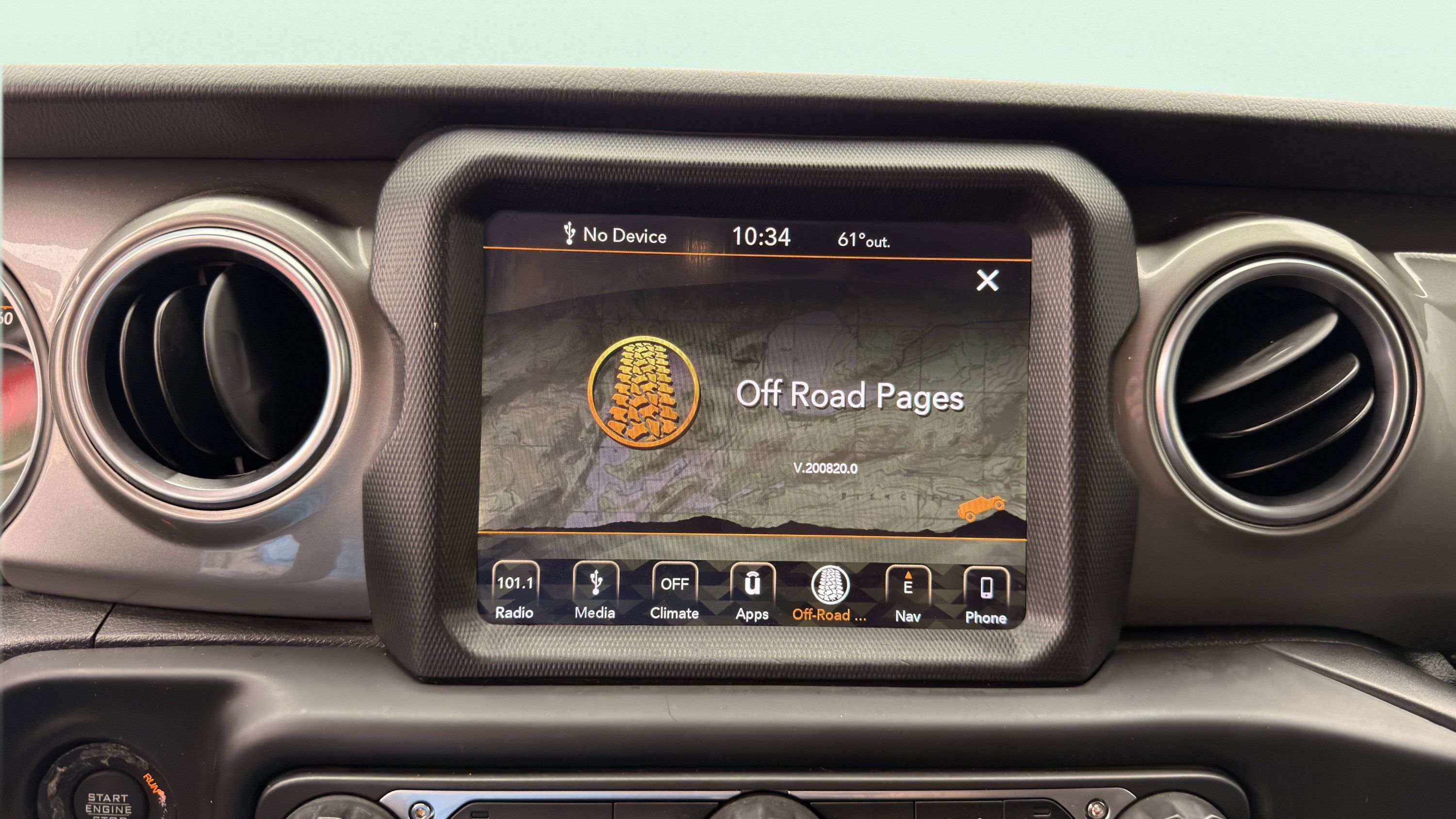 Used 2018 Jeep Wrangler Unlimited Sahara w/ Uconnect 4C Nav & Sound Group AWD/4WD image 49