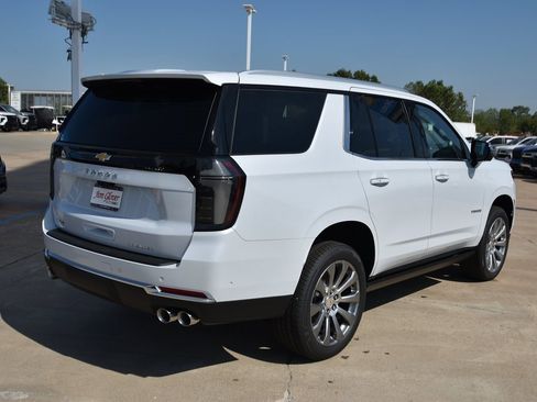 New 2026 Chevrolet Tahoe Premier image 4