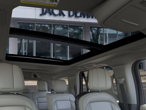 New 2026 Lincoln Navigator Reserve w/ Jet Appearance Package image 22