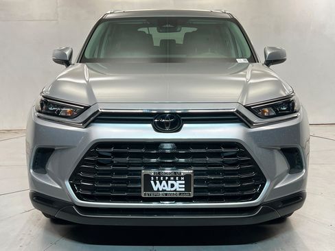 Certified 2025 Toyota Grand Highlander AWD image 9