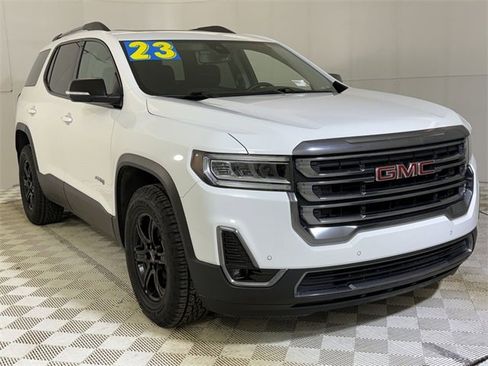 Used 2023 GMC Acadia AT4 image 1