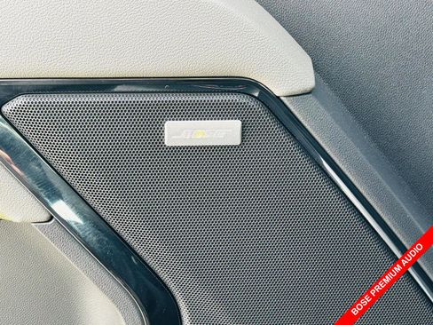 Used 2025 Chevrolet Silverado 2500 ZR2 image 4