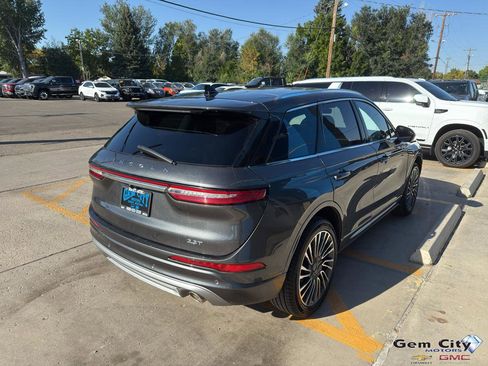 Used 2020 Lincoln Corsair Reserve w/ Equipment Group 201A image 5