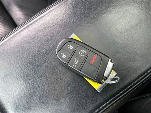 Used 2015 Jeep Grand Cherokee Summit w/ Platinum Series Group AWD/4WD image 30