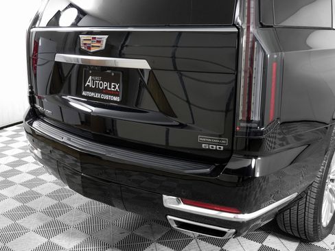 Used 2025 Cadillac Escalade Premium Luxury w/ Touring Package image 37