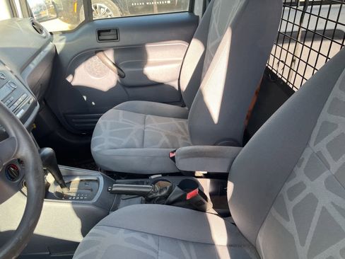 Used 2013 Ford Transit Connect XLT image 25