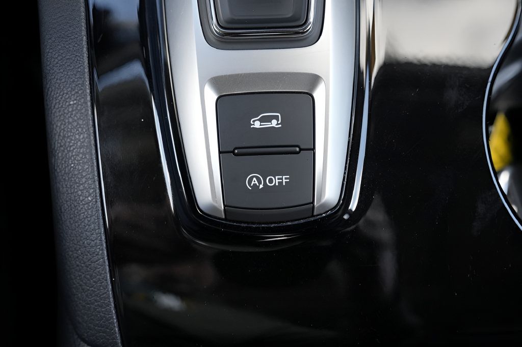 Used 2022 Honda Pilot Elite image 36