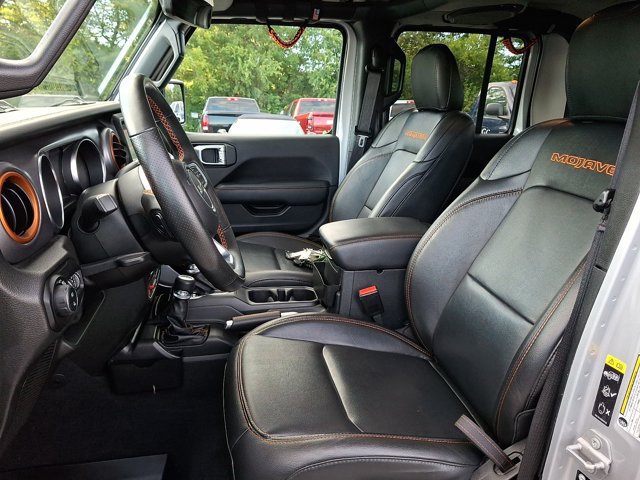 Certified 2022 Jeep Gladiator Mojave w/ Cold Weather Group AWD/4WD image 17
