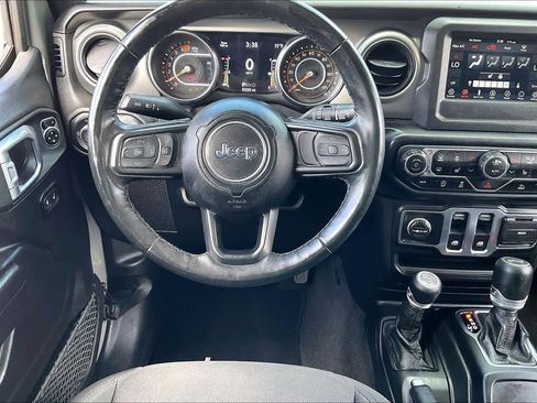 Used 2021 Jeep Wrangler Sport AWD/4WD image 12