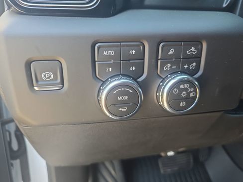 New 2026 GMC Sierra 1500 AT4 AWD/4WD image 26
