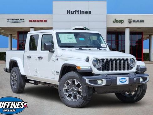 New 2026 Jeep Gladiator Sport AWD/4WD image 1