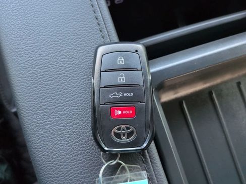 Used 2026 Toyota Tundra SR5 AWD/4WD image 26