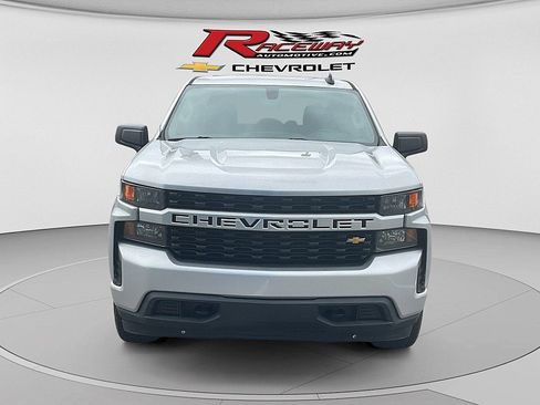 Used 2020 Chevrolet Silverado 1500 Custom w/ Custom Value Package RWD image 8