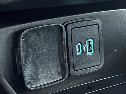 Used 2023 Ford Bronco Black Diamond w/ Sasquatch Package image 49