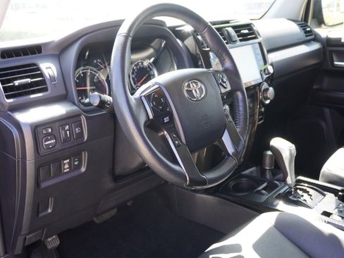 Used 2024 Toyota 4Runner TRD Off-Road Premium w/ Moonroof Package AWD/4WD image 21