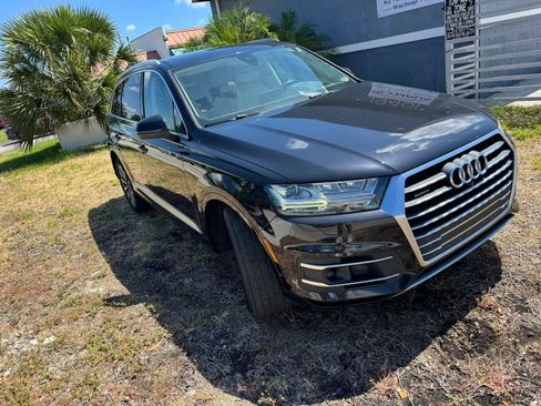 Used 2019 Audi Q7 3.0T Prestige AWD/4WD image 2