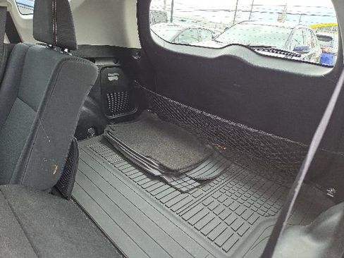 Used 2015 Toyota RAV4 XLE AWD/4WD image 22