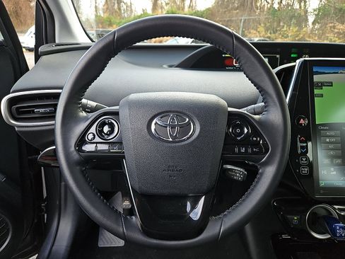 Used 2022 Toyota Prius Prime XLE image 21