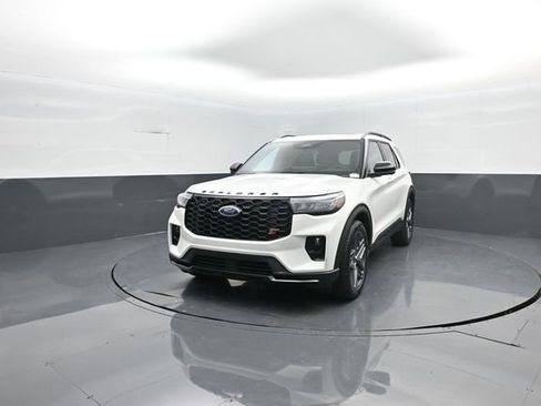 New 2026 Ford Explorer ST w/ Sun And Sound Package image 3