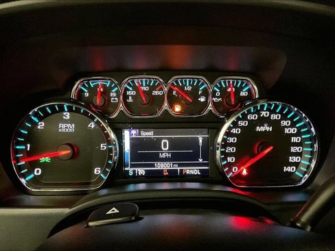 Used 2018 Chevrolet Silverado 1500 LT w/ All Star Edition AWD/4WD image 14