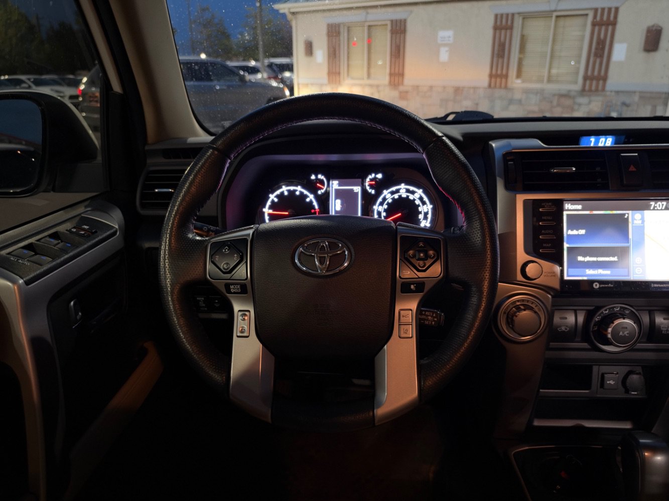 Used 2023 Toyota 4Runner SR5 Premium w/ SR5 Premium Package AWD/4WD image 13