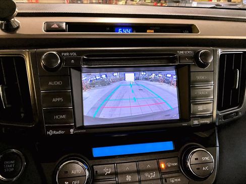 Used 2014 Toyota RAV4 Limited w/ Technology Package image 19