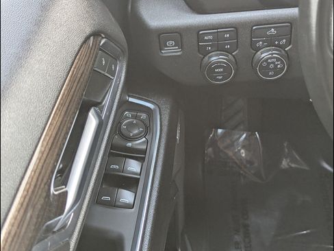 Used 2023 Chevrolet Silverado 1500 RST w/ Convenience Package II AWD/4WD image 27