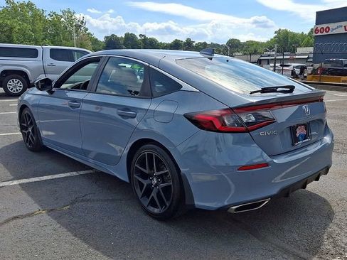 Used 2023 Honda Civic Sport Touring image 3