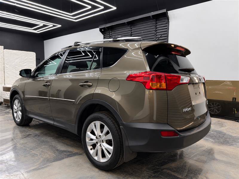Used 2014 Toyota RAV4 Limited w/ Technology Package AWD/4WD image 4