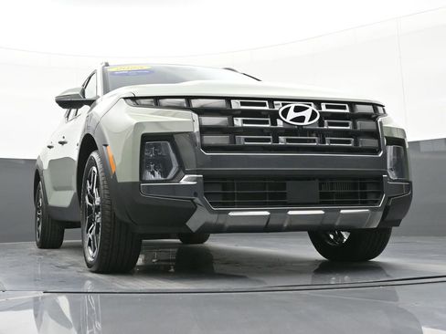 Certified 2025 Hyundai Santa Cruz Limited image 47
