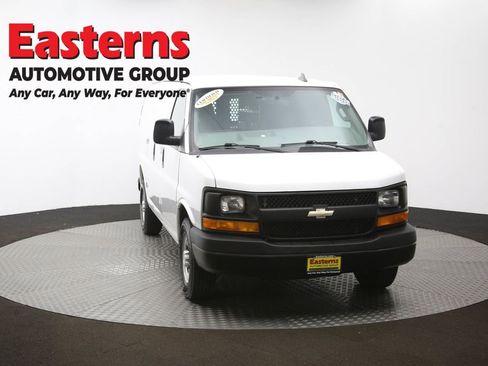 Used 2017 Chevrolet Express 2500 image 51