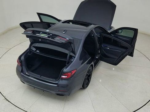 Used 2023 BMW 530i w/ M Sport Package image 86