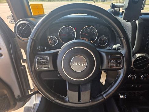 Used 2016 Jeep Wrangler Unlimited Sport w/ Quick Order Package 24S AWD/4WD image 13
