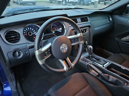 Used 2014 Ford Mustang Coupe RWD image 10