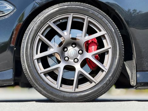 Used 2019 Dodge Charger Scat Pack w/ Plus Group RWD image 17