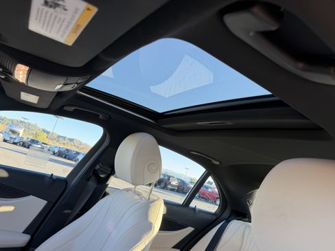 Used 2021 Mercedes-Benz E 350 Sedan image 21