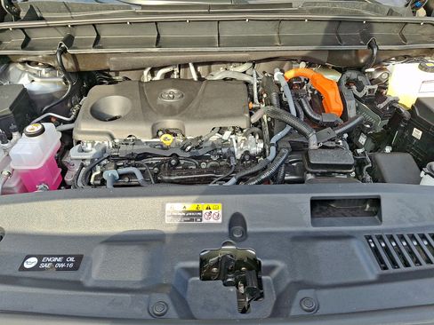 Certified 2026 Toyota Highlander XLE AWD/4WD image 29