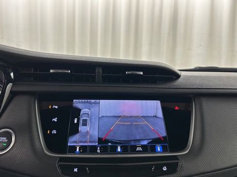 Used 2024 Cadillac XT5 Premium Luxury w/ Technology Package AWD/4WD image 18