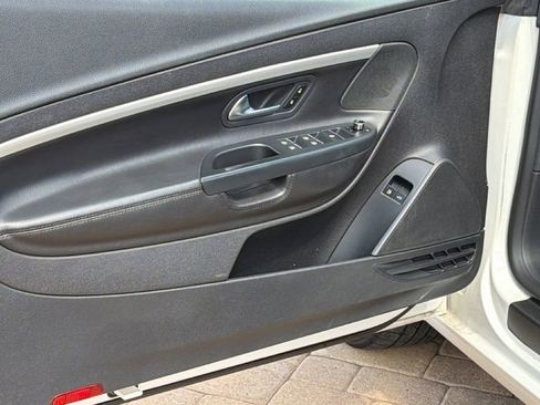Used 2012 Volkswagen Eos Komfort FWD image 22