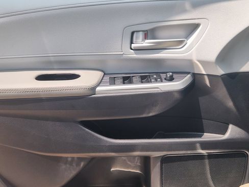 New 2026 Toyota Sienna XLE FWD image 21