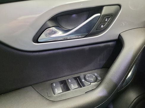 Used 2021 Chevrolet Blazer LT FWD image 27