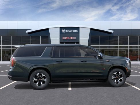 New 2026 GMC Yukon XL AT4 w/ AT4 Premium Plus Package AWD/4WD image 29
