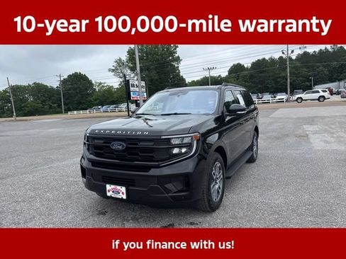 Used 2025 Ford Expedition Active AWD/4WD image 6