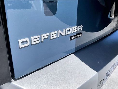 Used 2022 Land Rover Defender 110 SE AWD/4WD image 22