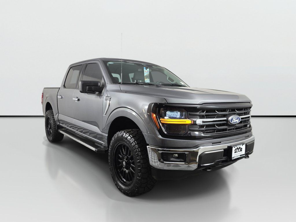 Used 2025 Ford F150 XLT w/ Equipment Group 301A Standard AWD/4WD image 8