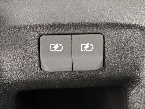 Used 2024 Nissan Versa S w/ S Plus Package FWD image 28