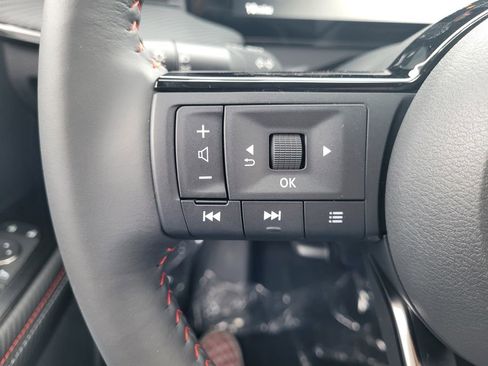 New 2026 Nissan Kicks SR w/ Cold Weather Package AWD/4WD image 19