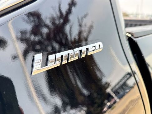 Used 2025 Toyota Tundra Limited image 30